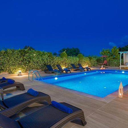Giannoulis Village Agios Kyrikos  Exterior foto