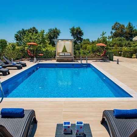 Giannoulis Village Agios Kyrikos  Exterior foto