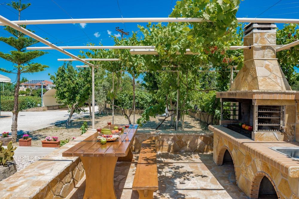 Giannoulis Village Agios Kyrikos  Exterior foto